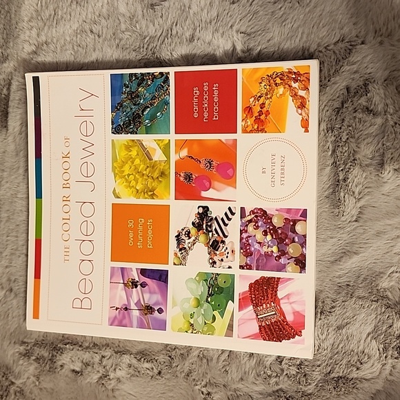Other - The‎ Color Book of Beaded Jewelry